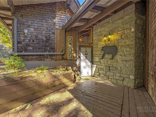 106 Beechwood Lane 2
