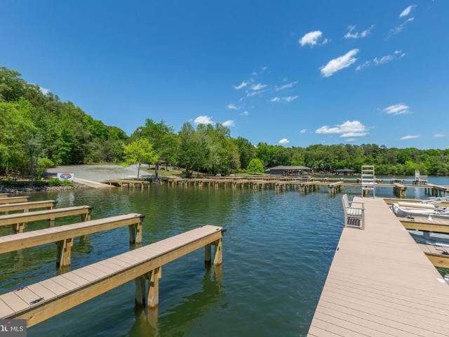 106 Bernie Cir