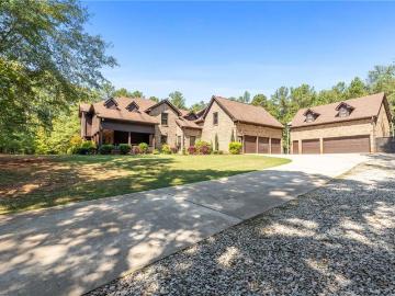 106 Big Buck Ct, Jackson, GA 30233 | MLS #7732