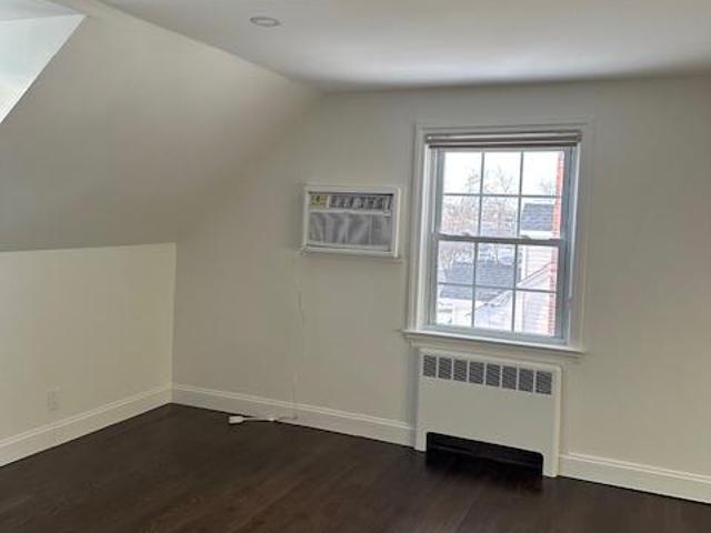 106 Bregman Ave, Unit 1, New Hyde Park, NY 11040 | MLS #982342