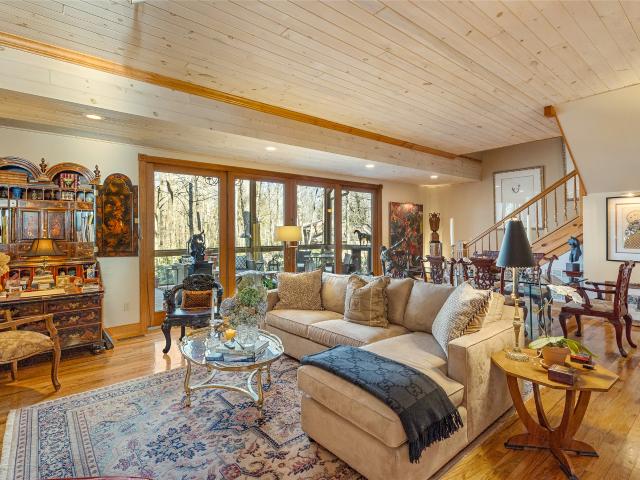 106 Garnet Rock Trail