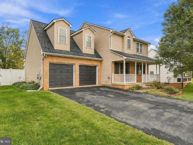 106 Gemstone Drive