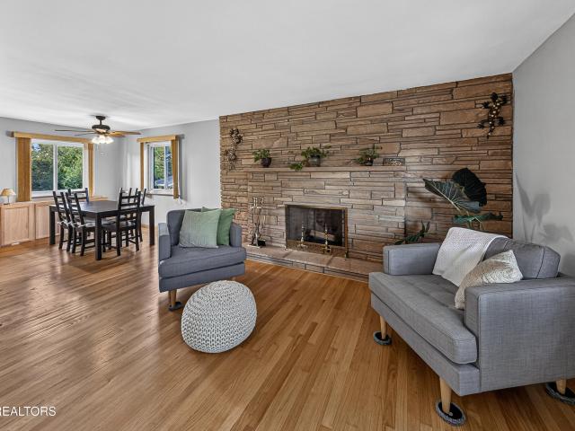 106 Dartmouth Circle