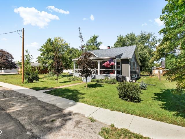 106 E Cherry Street