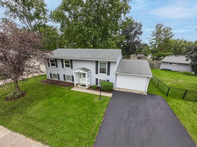 106 E Dresser Road