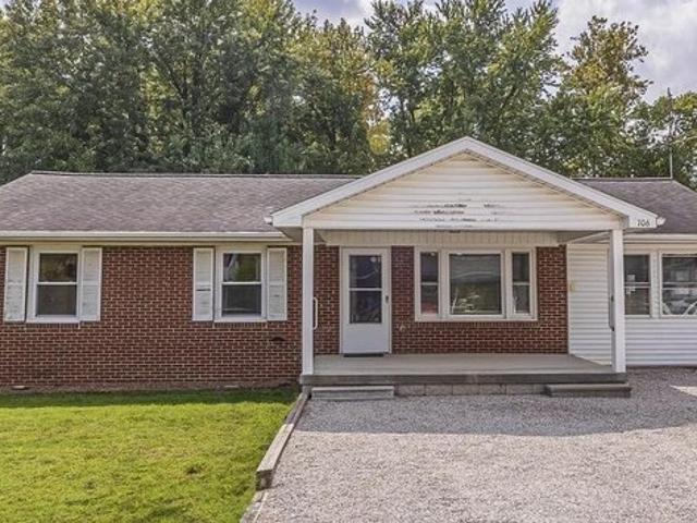 106 E Oak St, Dale, IN 47523