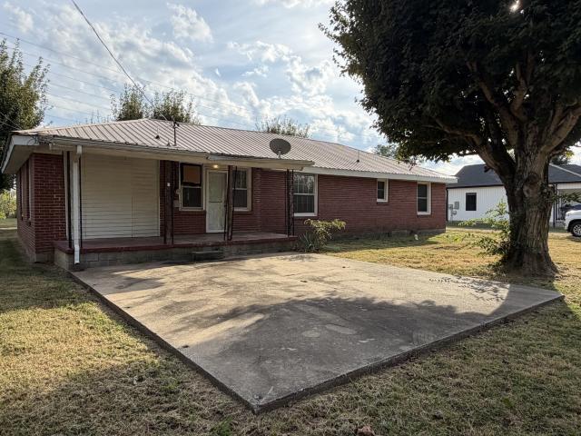 106 Fountain Head Rd