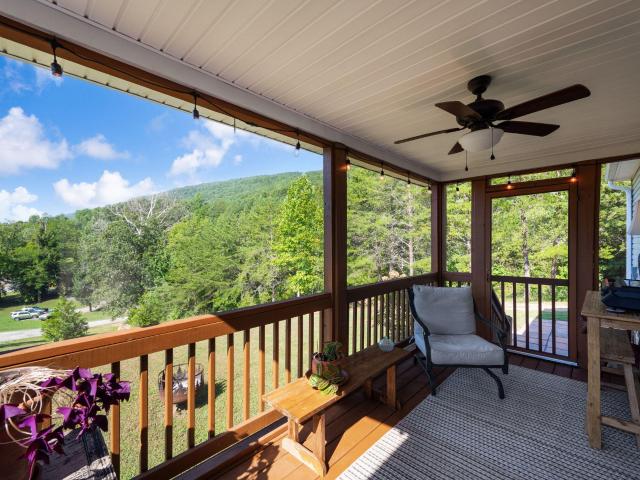 106 Forest Hill Lane