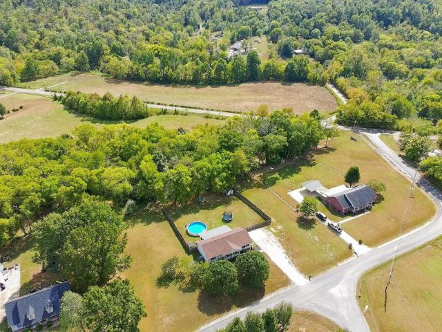 106 Fieldstone Dr
