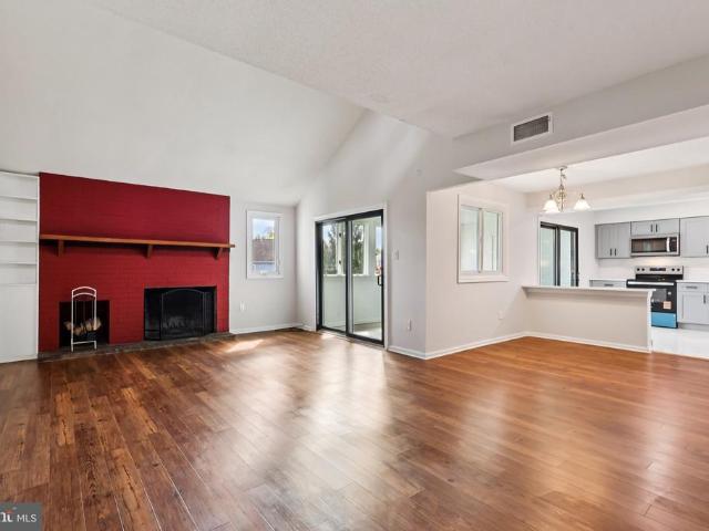 106 Harvest Lane # 206