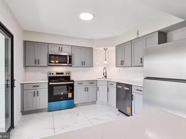 106 Harvest Ln #206, Phoenixville, PA 19460 MLS PACT2124408
