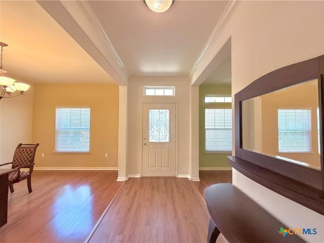 106 Heritage Oak Court