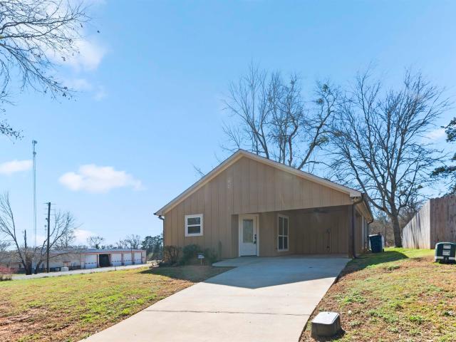 106 Hutto St, Troup, TX 75789 | MLS #26002