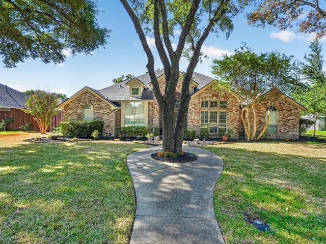 106 Hummingbird Lane
