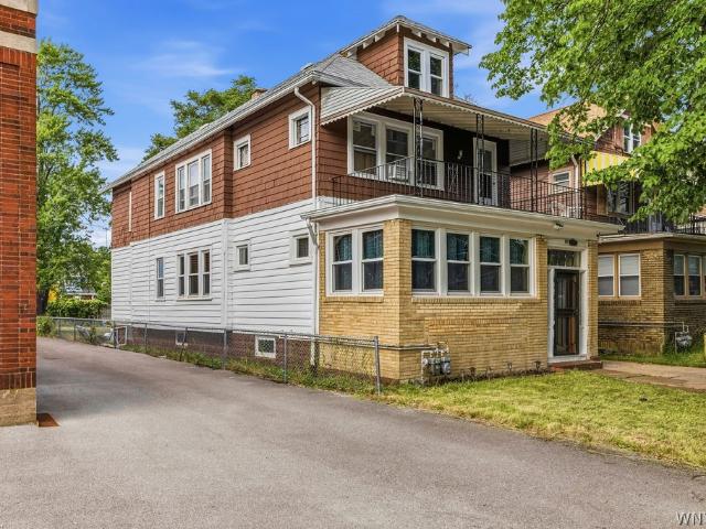 106 Jewett Avenue