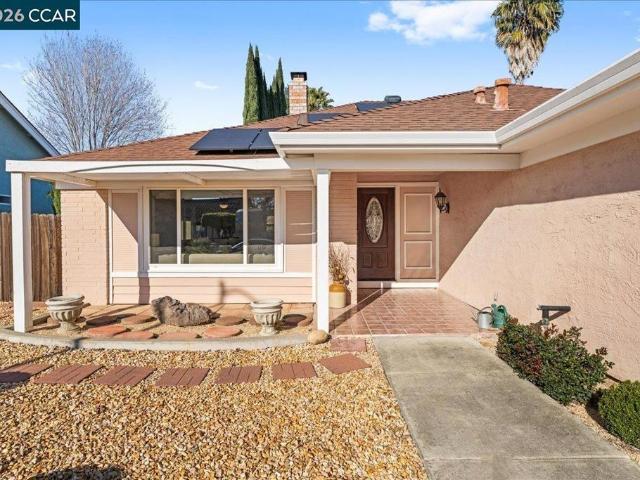 106 Oakmeade Ct