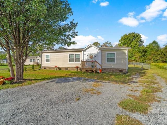 106 Ol Field Ct, Lawndale, NC 28090