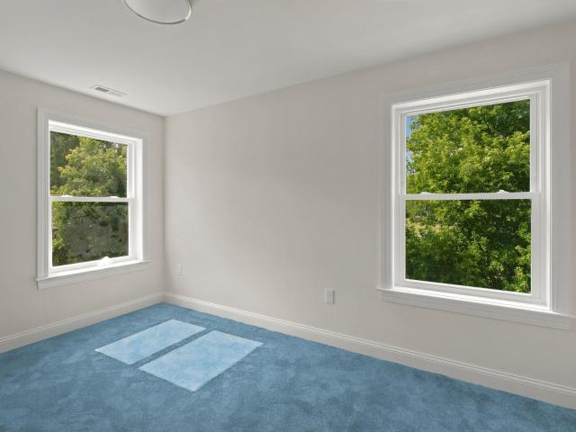 106 Lock St, Nashua, NH 03064 | MLS #5091