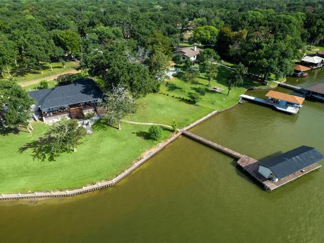 106 Lynne St, Mabank, TX 75156 | MLS #21244