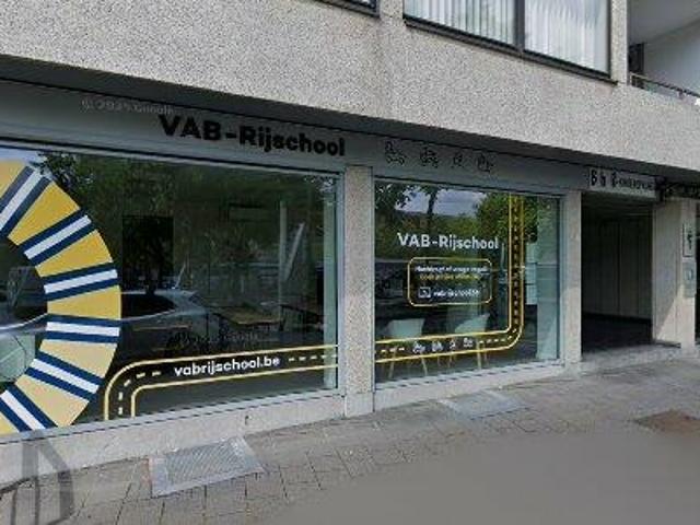 106 m2 apartment for rent in Genk