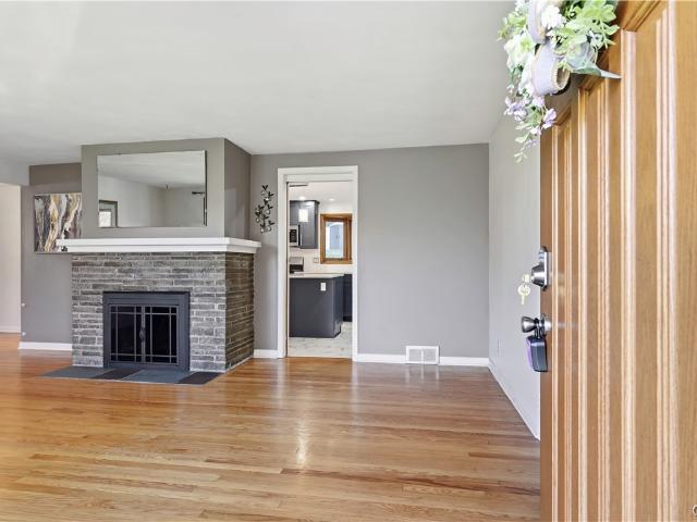 106 Mansfield Drive