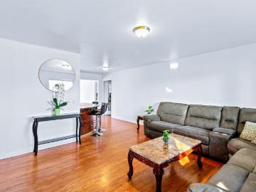 106 Maplewood Circle
