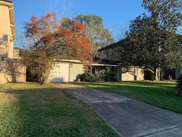 106 Mctighe Dr, Bellaire, TX 77401 | MLS #78362