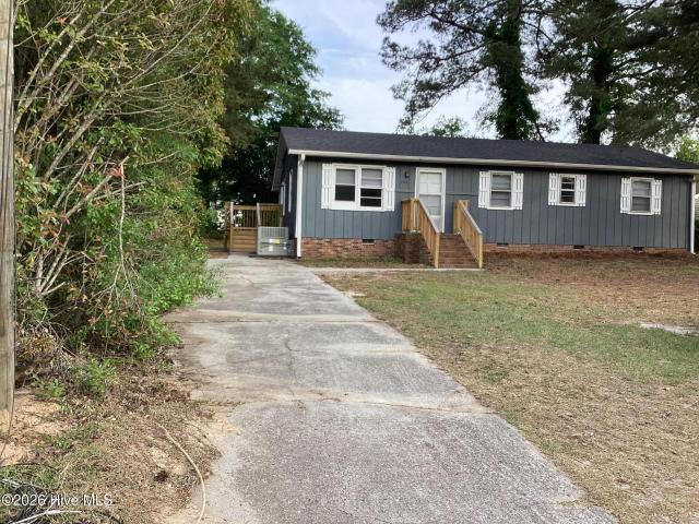 106 Mcarthur Drive
