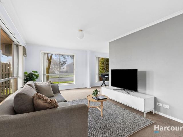 106 McCurdy Road, Herne Hill, VIC 3218