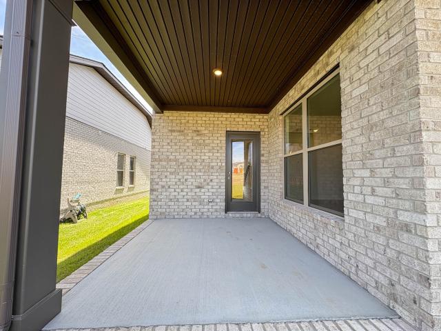 106 Sable East St