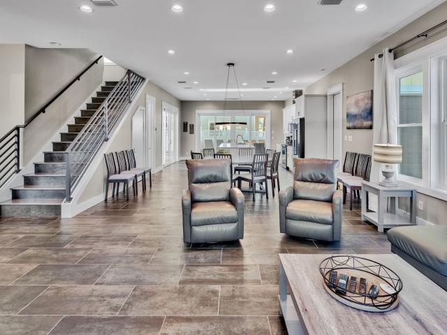 106 St. Simon Circle, Miramar Beach, US, FL