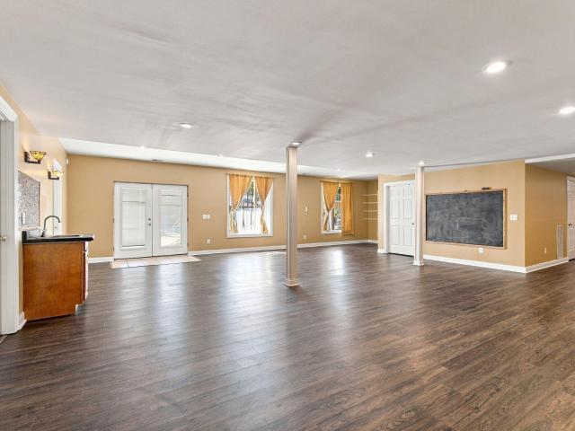106 Stirling Lane