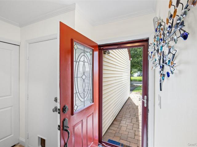106 Strathmore Court Drive