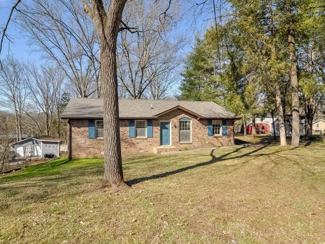106 Sugar Tree Ln
