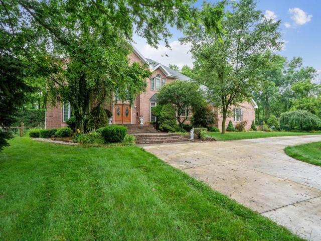 106 Sycamore Woods Lane