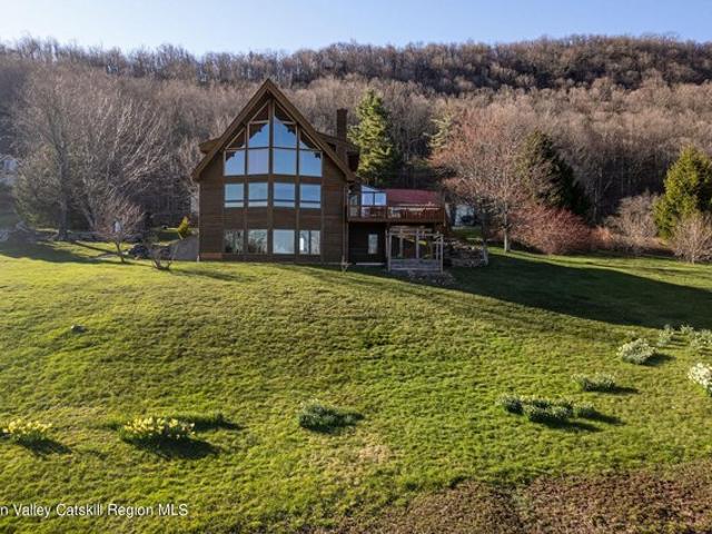 106 Porcupine Rd, Grahamsville, NY 12740