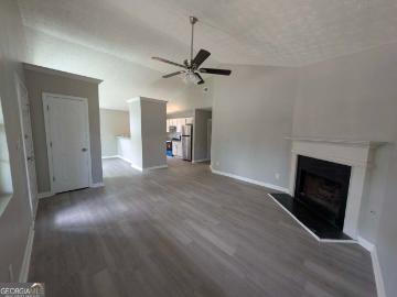 106 Pier Point