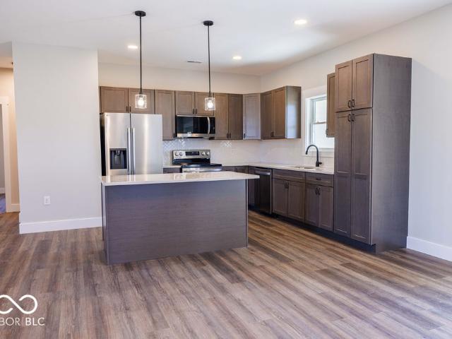 106 Pin Oak Road