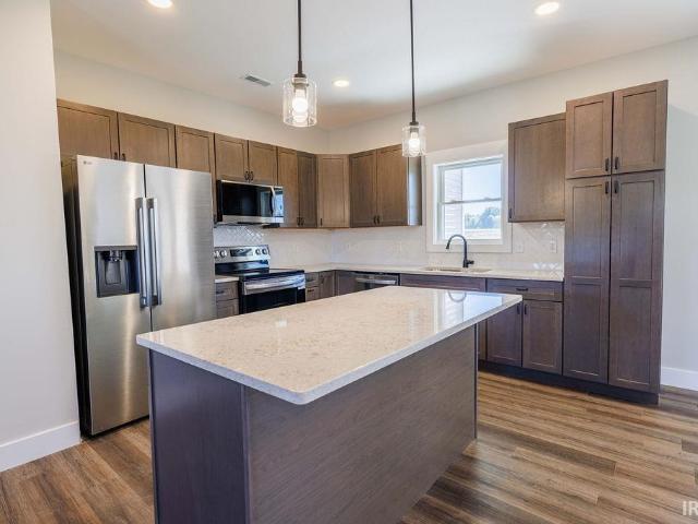 106 Pin Oak Road