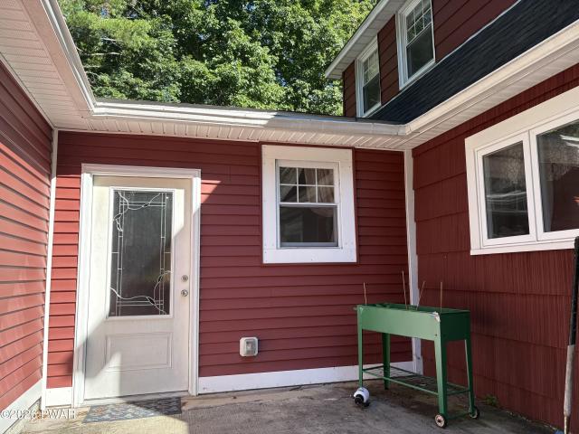 106 Ryder Lane