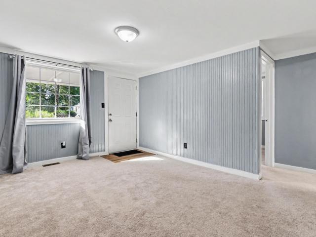 106 W Allen Street