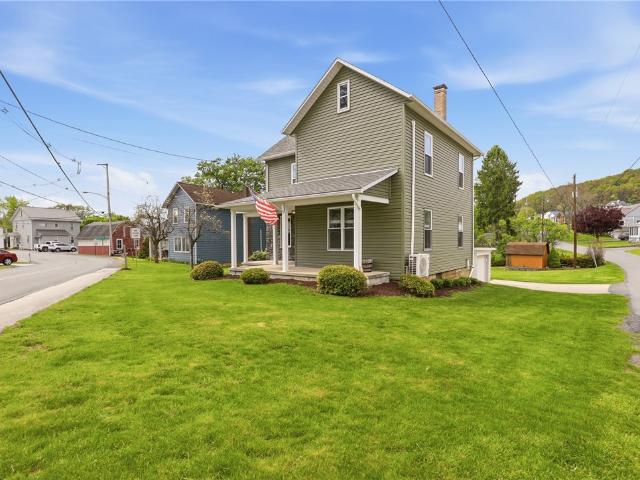 106 W Campus Avenue