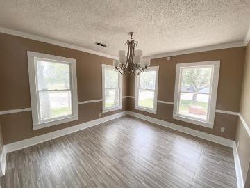 106 W Decatur St, Ennis, TX 75119 | MLS #21247