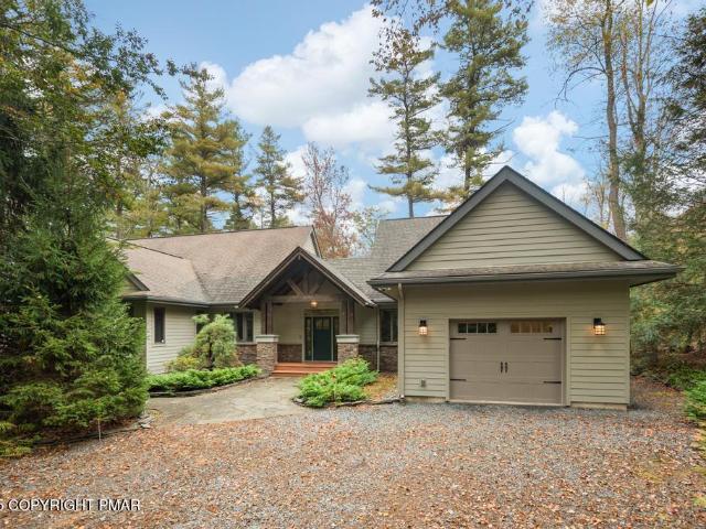 106 Waygood Way, Pocono Pines, PA 18350 | MLS #PM 136062