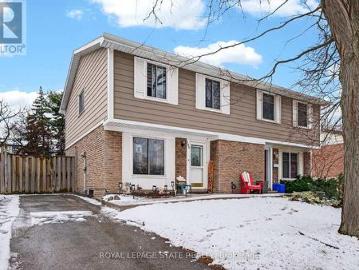 Hamilton, Ontario, Ontario - Garden, Swimming pool