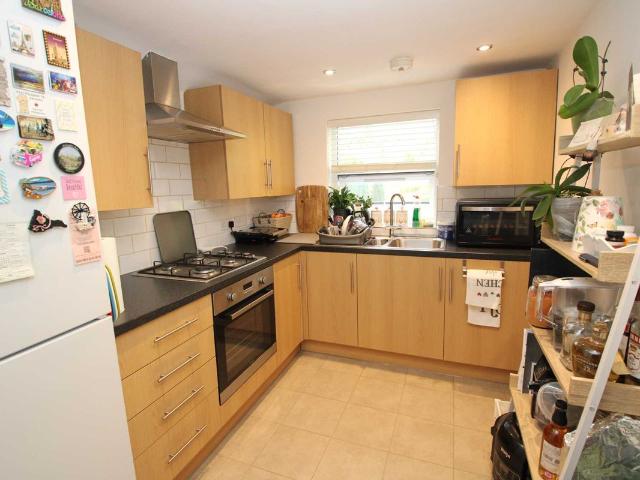 106B London Road, Hemel Hempstead, Hertfordshire HP3, 2 bed flat to rent, £1,150 pcm | PrimeLocation