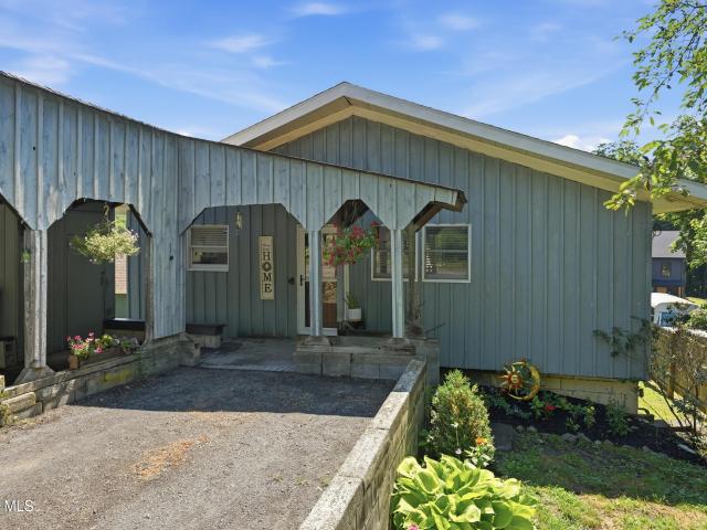 1074 Main Street