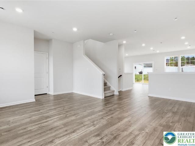 1074 Meadowlark Drive, Upper Macungie Twp, US, PA
