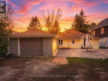 1074 River Road E, Wasaga Beach, ON, L9Z 2R1 house for sale | Listing ID S13083 | Royal LePage