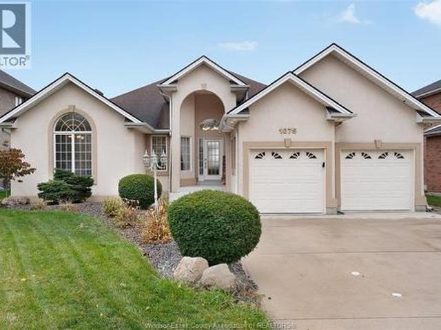 1075 Stoneybrook, Windsor, ON, N9G 2Y3 house for sale | Listing ID 26015 | Royal LePage